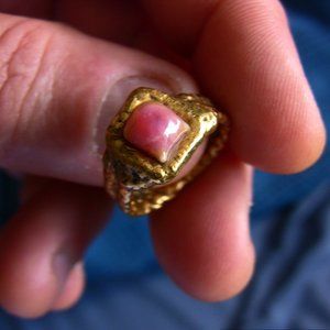 Conch Pearl ring in 24K pure gold